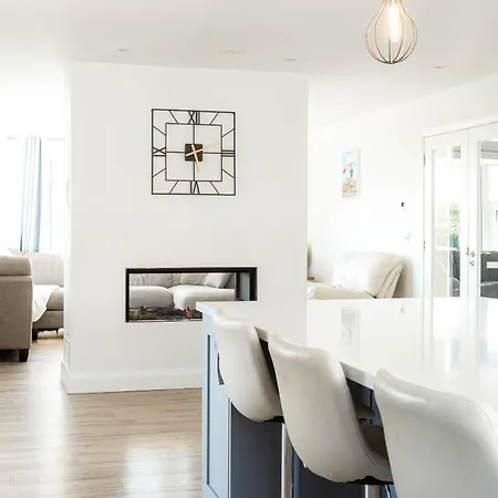 Σπίτι διακοπών Lakeview House By Trident Homes *