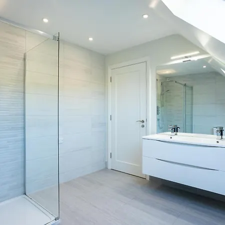 Σπίτι διακοπών Lakeview House By Trident Homes *